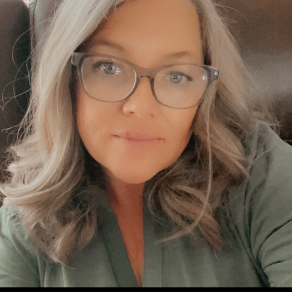 Meet your Posher, Valerie